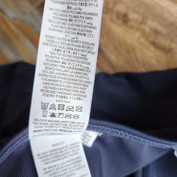 Boden Samos Embroidered Underwire One Piece Swimsuit Removable Strap Blue - Picture 12 of 12